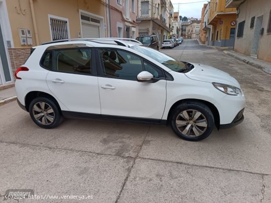 Peugeot 2008 Active de 2015 con 209.000 Km por 6.100 EUR. en Valencia