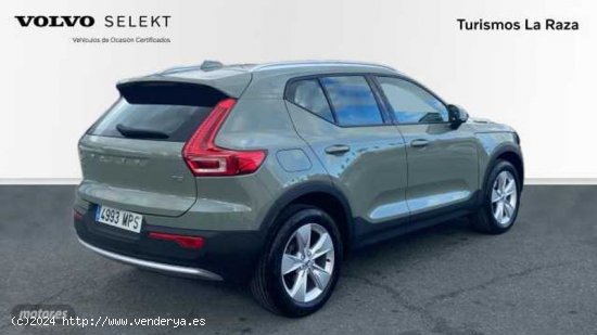 Volvo XC40 TODOTERRENO 1.5 T2 CORE AUTOMATICO 129CV 5P de 2024 con 30.228 Km por 31.900 EUR. en Sevi