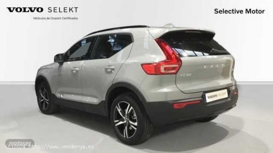 Volvo XC40 XC40 Plus, B3, Gasolina, Dark de 2024 con 8 Km por 38.500 EUR. en Cantabria