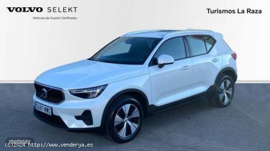  Volvo XC40 TODOTERRENO 2.0 B3 CORE AUTOMATICO 163CV 5P de 2024 con 5 Km por 38.900 EUR. en Sevilla 