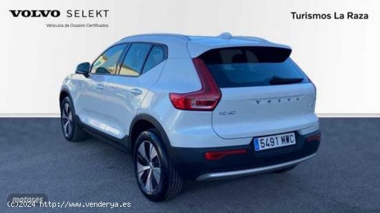 Volvo XC40 TODOTERRENO 2.0 B3 CORE AUTOMATICO 163CV 5P de 2024 con 5 Km por 38.900 EUR. en Sevilla