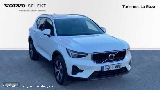 Volvo XC40 TODOTERRENO 2.0 B3 CORE AUTOMATICO 163CV 5P de 2024 con 5 Km por 38.900 EUR. en Sevilla