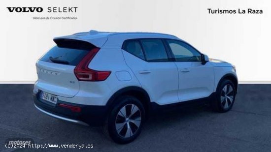 Volvo XC40 TODOTERRENO 2.0 B3 CORE AUTOMATICO 163CV 5P de 2024 con 5 Km por 38.900 EUR. en Sevilla