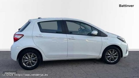 Toyota Yaris 1.5 VVT-I HYBRID ACTIVE AUTO 100 5P de 2018 con 98.000 Km por 12.900 EUR. en Madrid