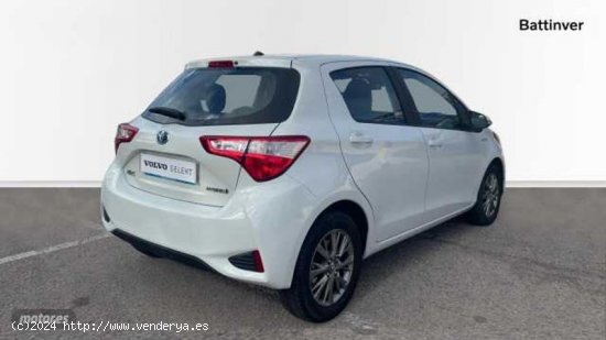 Toyota Yaris 1.5 VVT-I HYBRID ACTIVE AUTO 100 5P de 2018 con 98.000 Km por 12.900 EUR. en Madrid