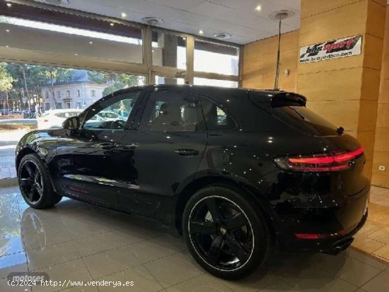 Porsche Macan Turbo Aut. de 2020 con 60.000 Km por 72.900 EUR. en Barcelona