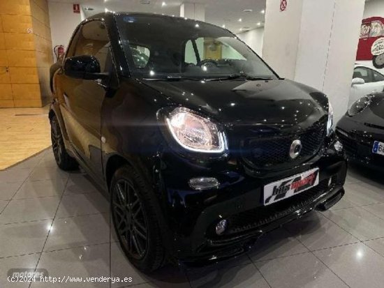 Smart Fortwo Coupe Ed Ushuaia Edition de 2019 con 28.000 Km por 19.900 EUR. en Barcelona