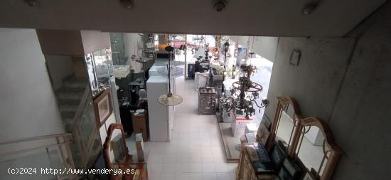 VENTA LOCAL COMERCIAL EN REINA VICTORIA - ALICANTE