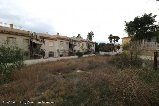 SOLAR EN VENTA EN ALGORFA JUNTO AL CAMPO DE GOLF! - ALICANTE