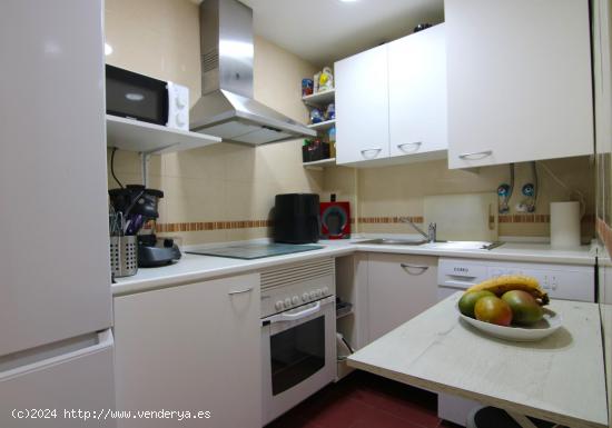 APARTAMENTO CON PISCINA COMUNITARIA EN GUARO - MALAGA