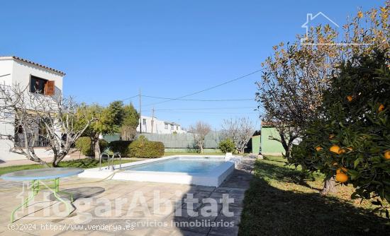 ESPECTACULAR VILLA CON PISCINA, GARAJE Y AMPLIA PARCELA - CASTELLON