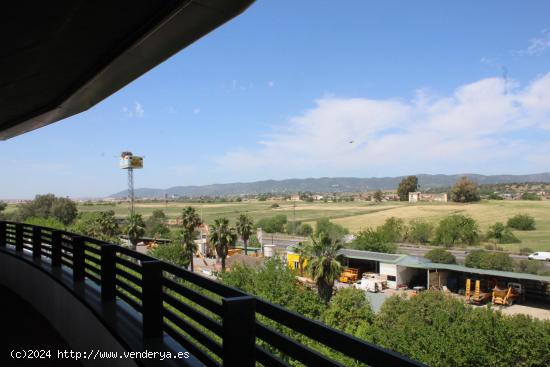 MAGNIFICO APARTAMENTO EN EL TORERITO, CON PISCINA. - CORDOBA