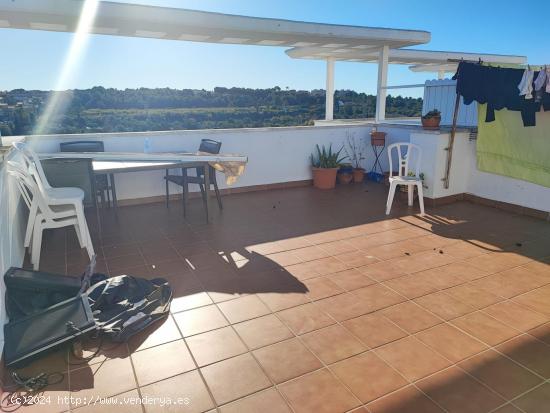 Atico con piscina y gran terraza. - TARRAGONA