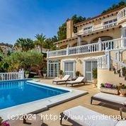 VENTA CHALET EXCLUSIVO Y LUJO, 3 PLANTAS, EN URBANIZACIÓN PRIVADA CON VARIOS SERVICIOS, DENIA - ALI