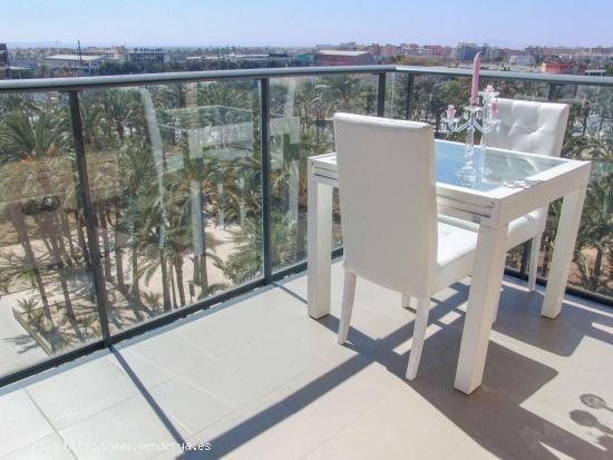 VENTA PISO LUJO CON PISCINA,  GARAJE, 2 TERRAZAS, SUR, ZONA PORCELANOSA - ALICANTE