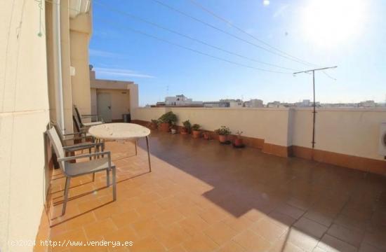 SE VENDE APARTAMENTO EN LA PLAYA DEL CURA DE 2 DORMITORIOS CON ACABADOS DE LUJO - ALICANTE