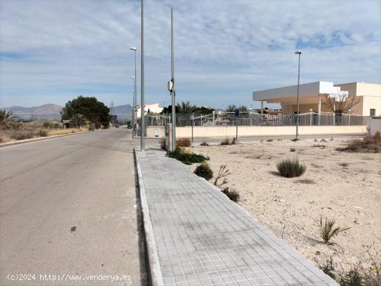 TERRENO URBANO EN GRANJA DE ROCAMORA - ALICANTE