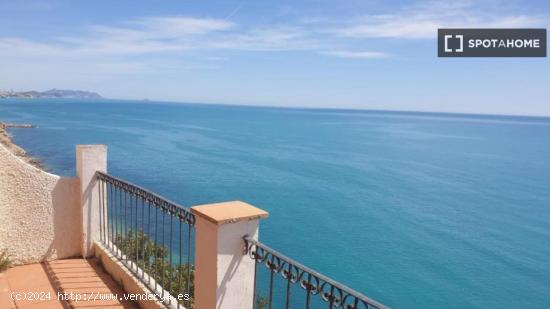 Apartamento de 4 habitaciones en alquiler en Cala D'Or - ALICANTE