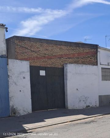 VENTA O ALQUILER OPCIÓN A COMPRA DE SOLAR URBANO EN CANTILLANA (SEVILLA) - SEVILLA