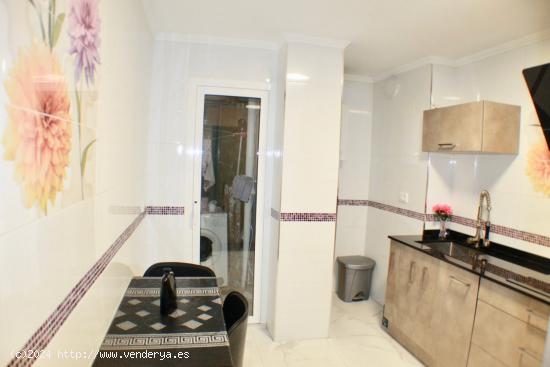 APARTAMENTO REFORMADO DE 3 DORMITORIOS EN PARQUE DE FOYETES DE BENIDORM - ALICANTE