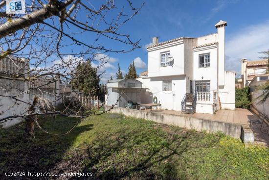 CHALET INDEPENDIENTE CON 717M2 DE PARCELA EN LOMA VERDE - GRANADA