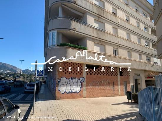 SE ALQUILA LOCAL COMERCIAL EN ALTEA - ALICANTE