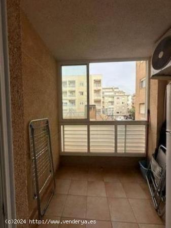 GRAN APARTAMENTO EN TORREVIEJA, 2 HAB, 1 BAÑOS - ALICANTE