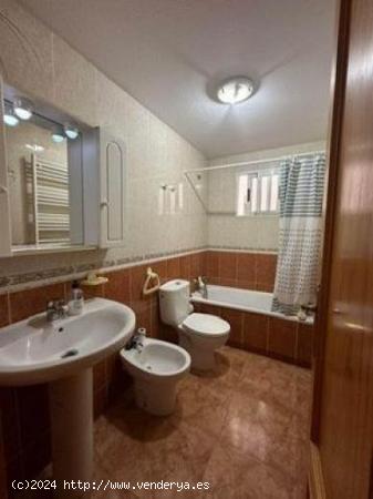 GRAN APARTAMENTO EN TORREVIEJA, 2 HAB, 1 BAÑOS - ALICANTE