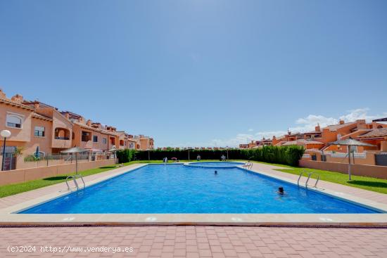 Bungalow planta baja en Aguas Nuevas - ALICANTE