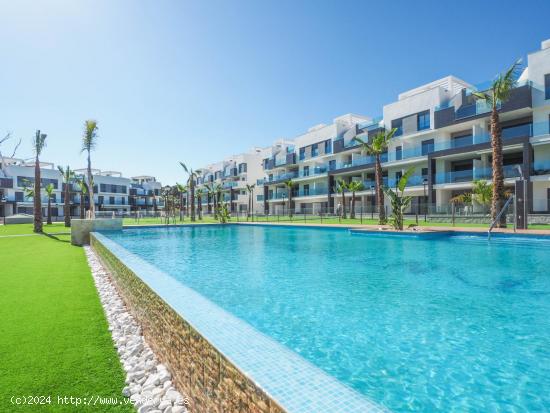 Apartamento en Oasis Beach El Raso - ALICANTE