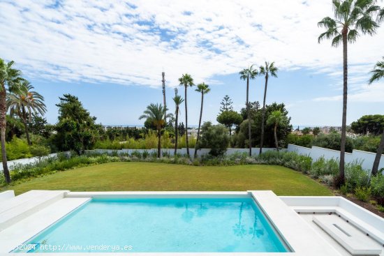 Villa en venta en Estepona (Málaga)