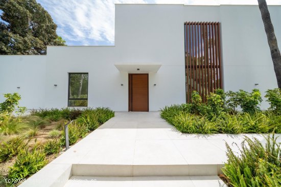 Villa en venta en Estepona (Málaga)