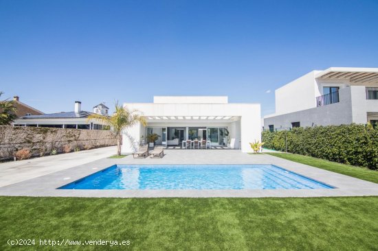 Villa en venta en Elche (Alicante)