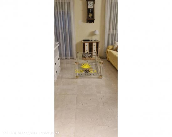 Apartamento en alquiler en Alicante (Alicante)