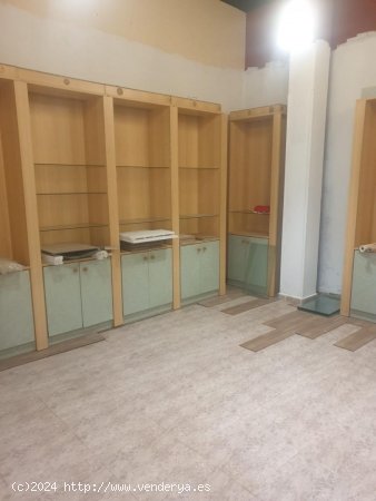 Local comercial en venta  en Vilanova i la Geltrú - Barcelona