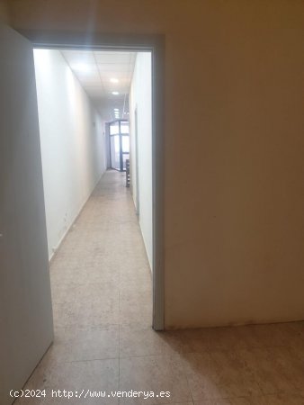 Local comercial en venta  en Vilanova i la Geltrú - Barcelona