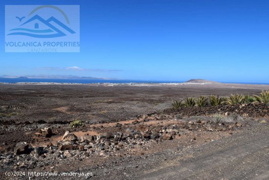 SE VENDE Gran parcela urbana con vistas panorámicas en Maciot, Playa Blanca, Yaiza - Yaiza