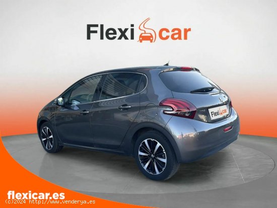 Peugeot 208 5P Tech Edit. PureTech EAT6 81KW (110CV) - Sant Boi de Llobregat