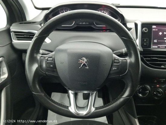 Peugeot 2008 Style 1.2L PureTech 60KW (82CV) - Las Palmas de Gran Canaria