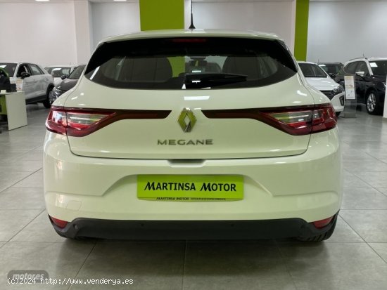 Renault Megane Business Blue dCi 85 kW (115CV) de 2020 con 34.000 Km por 18.300 EUR. en Malaga