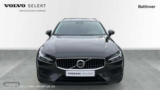 Volvo V 60 V60 Cross Country Core, B4 (diesel) AWD, Diesel de 2023 con 30.557 Km por 42.900 EUR. en 