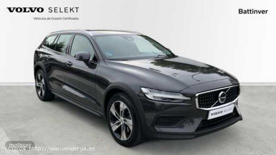 Volvo V 60 V60 Cross Country Core, B4 (diesel) AWD, Diesel de 2023 con 30.557 Km por 42.900 EUR. en 