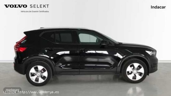 Volvo XC40 XC40 T3 Momentum Manual de 2019 con 102.000 Km por 33.900 EUR. en Almeria