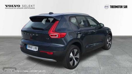 Volvo XC40 1.5 T3 MOMENTUM PRO AUTO 163 5P de 2021 con 27.690 Km por 36.895 EUR. en Madrid