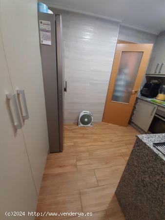 REF.- 47 - Apartamento reformado a tan sólo 100m de la playa del Acequión - Torrevieja - ALICANTE