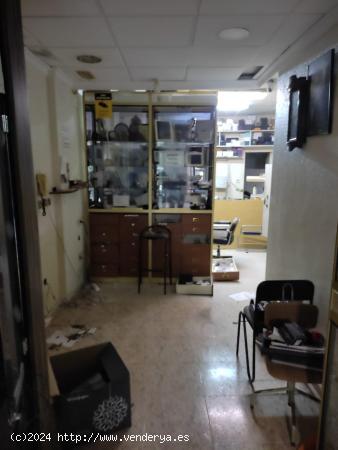 Vende Local Comercial Calle San Fernando - MURCIA