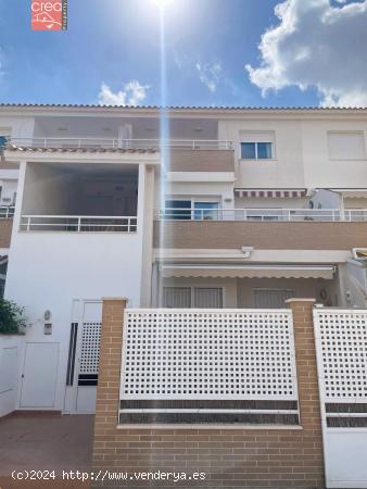 AMPLIO ÁTICO DE 3 DORMITORIOS EN 1ª PLANTA DE 2 PLANTAS EN EL PUEBLO DE SAN CAYETANO MURCIA - MURC