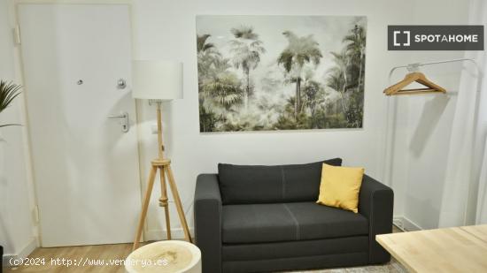 Apartamento tipo estudio en alquiler en San Diego, Madrid - MADRID