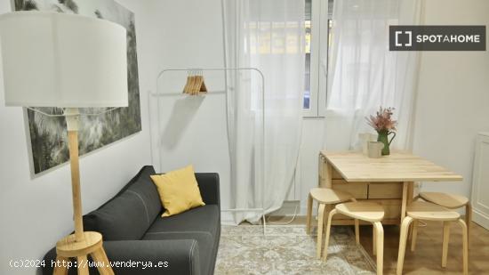 Apartamento tipo estudio en alquiler en San Diego, Madrid - MADRID