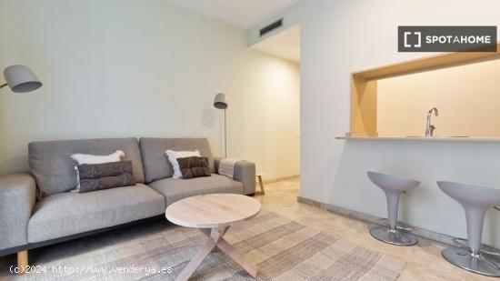 Apartamento de 1 dormitorio en el centro de Barcelona - BARCELONA